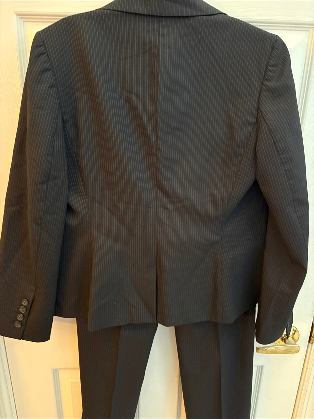 Ann Taylor black size 6P petite Pinstripe Women's Suit Jacket & Pants like new - Picture 5 of 11